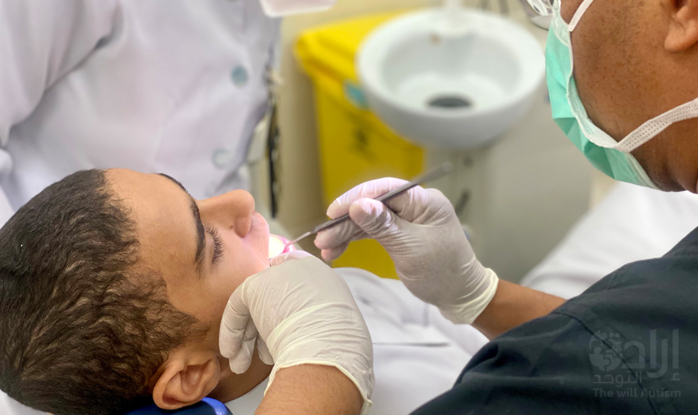 إطلاق مبادرة “أسنان سليمة” لذوي اضطراب طيف التوحد